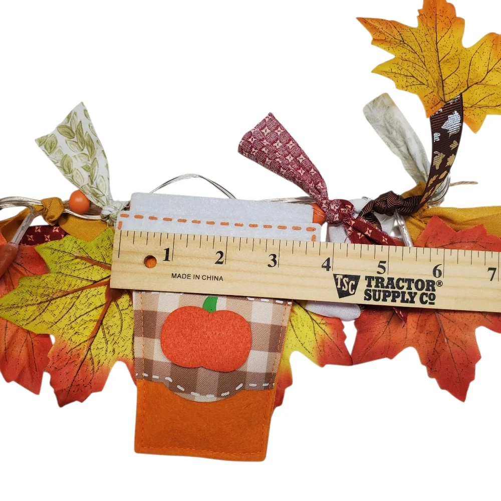 NWOT Autumn LED Lighted Garland with Latte Pumpkin Cups Banner